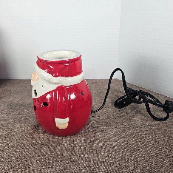 Tuscany Candle Santa With Holly Fragrance Melt Warmer Limited Edition - Picture 6 of 13